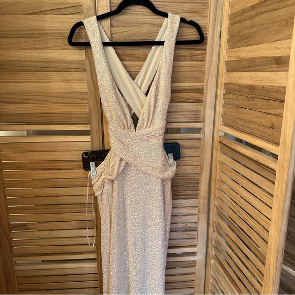 Marciano Sequin Long Gown in cream size S - Picture 1 of 8